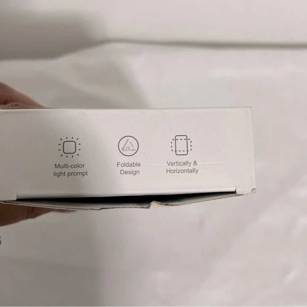 Foldable 3 n 1 Wireless Charger New It Can Charge A Phone, Watch Simultaneously